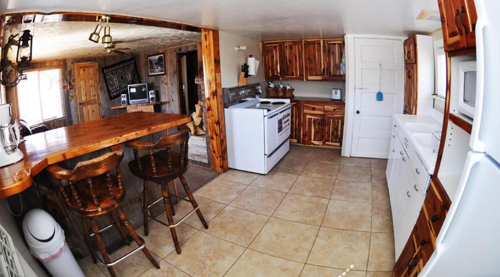 Wild West Retreat Villa Escalante Bilik gambar