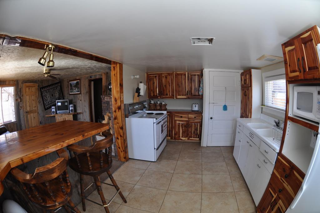 Wild West Retreat Villa Escalante Bilik gambar